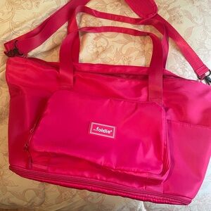 Foldie Fuchsia Travel Bag for Women